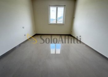 IMG-20250414-WA0050.jpg - Ufficio Via Forche Caudine, Maddaloni - foto 10