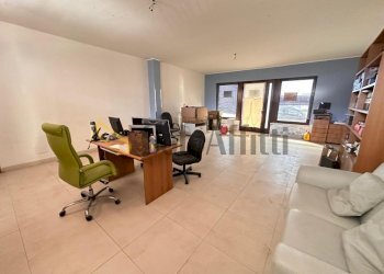 IMG-20250207-WA0005.jpg - Commercial Premises Via Giulio Foglia 88, Marcianise - photo 1