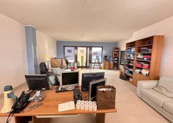 IMG-20250207-WA0002.jpg - Commercial Premises Via Giulio Foglia 88, Marcianise - photo 3