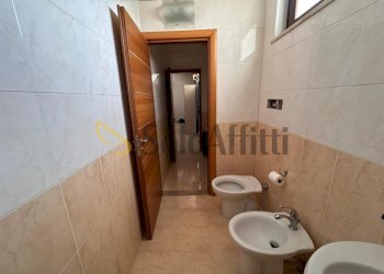 IMG-20250207-WA0011.jpg - Commercial Premises Via Giulio Foglia 88, Marcianise - photo 11