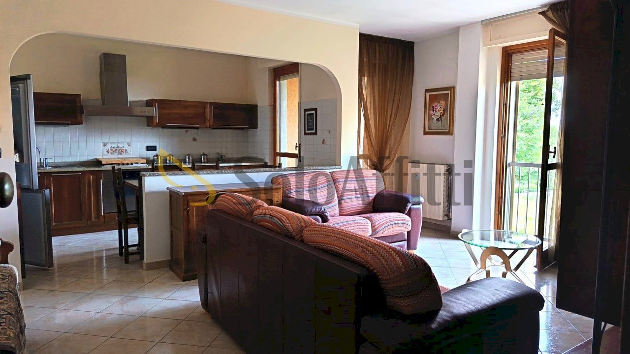 WhatsApp Image 2025-09-11 at 11.18.08 (2).jpeg - Appartamento Via Belvedere, Trofarello - foto 1