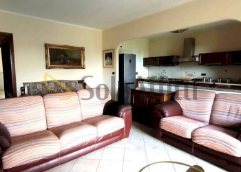 WhatsApp Image 2025-09-11 at 11.18.03.jpeg - Appartamento Via Belvedere, Trofarello - foto 2