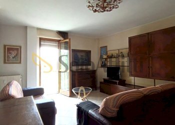 WhatsApp Image 2025-09-11 at 11.18.04 (2).jpeg - Appartamento Via Belvedere, Trofarello - foto 4