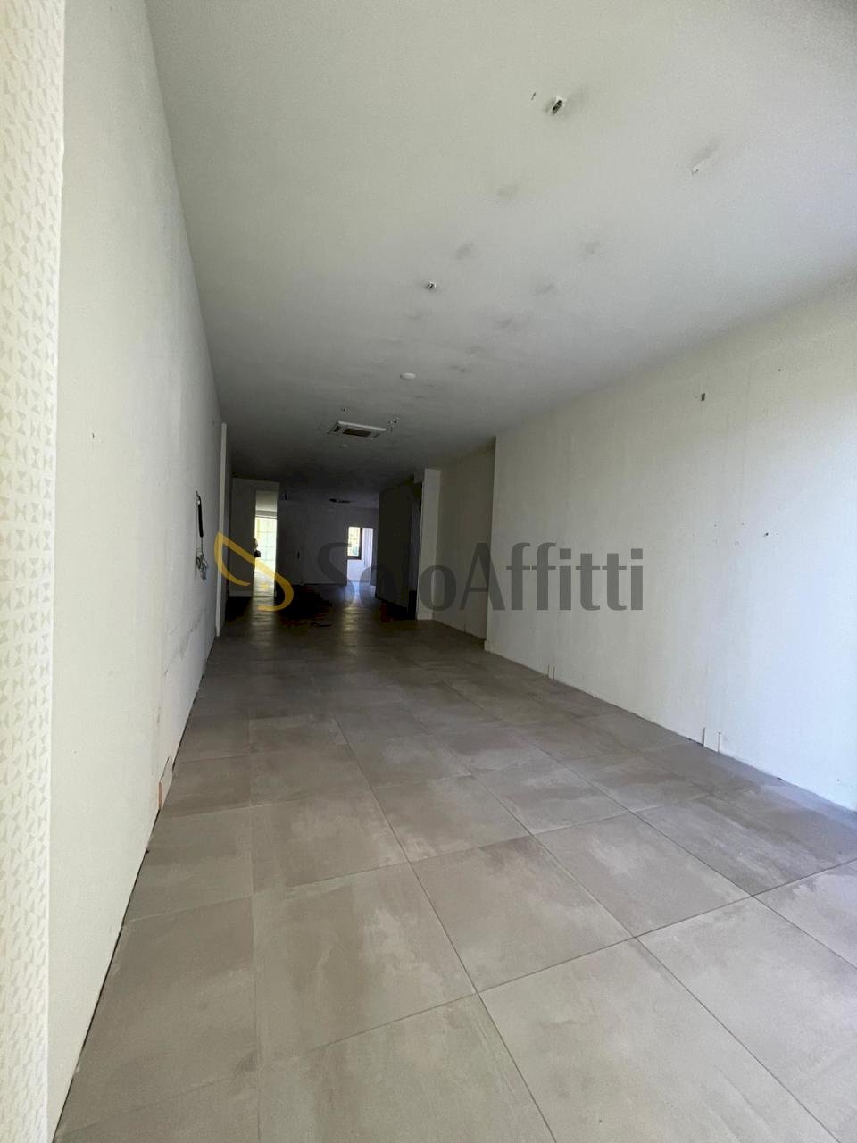 IMG-20251009-WA0045.jpg - Commercial Premises Frosinone - photo 3