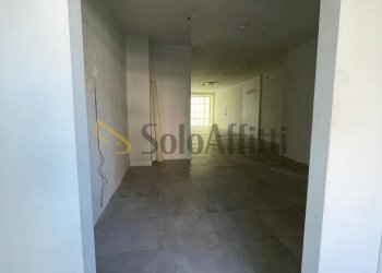 IMG-20251009-WA0044.jpg - Locale Commerciale Frosinone - foto 2