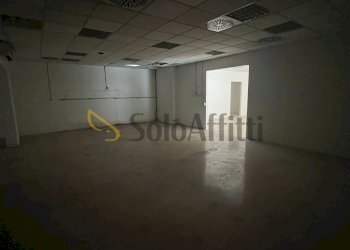 IMG-20250820-WA0021.jpg - Locale Commerciale Frosinone - foto 12