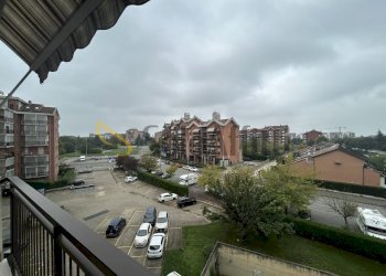 BALCONE LATO SOGGIORNO VISTA.jpg - Apartment Corso Giacomo Puccini 22, Venaria Reale - photo 9