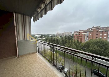 BALCONE LATO CUCINA.jpg - Apartment Corso Giacomo Puccini 22, Venaria Reale - photo 19