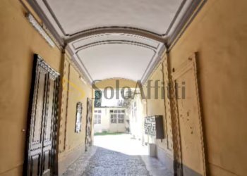 ANDRONE.jpg - Bilocale Torino - foto 2