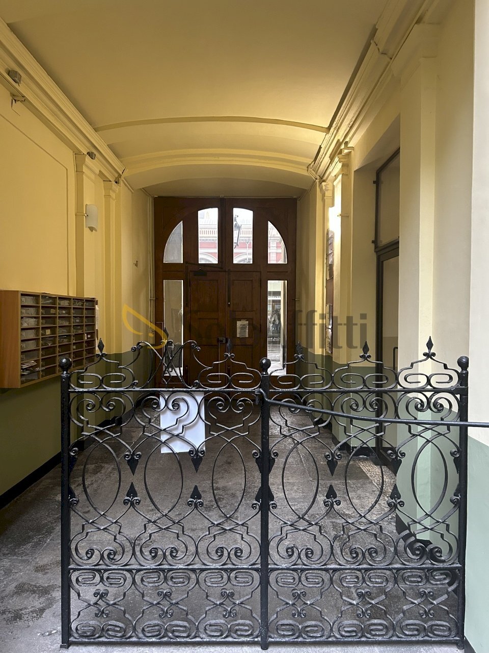 ANDRONE.jpg - Mansarda Torino - foto 2