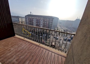 PRIMA CAMERA BALCONE.jpg - Trilocale Torino - foto 14