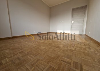 SECONDA CAMERA 1.jpg - Trilocale Torino - foto 20