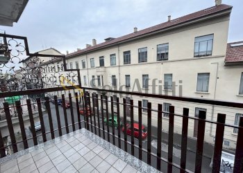 BALCONE 2 CAMERA SINGOLA.jpg - Trilocale Via Crescentino 32, Torino - foto 13