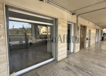 JOY_20250606_160240_658_photo.jpeg - Locale Commerciale Via Domenico di Giura 179, Potenza - foto 8