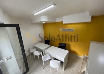immagine_1_6ee8a8.jpg - Locale Commerciale Corso Umberto I 1, Potenza - foto 3