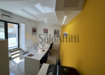 immagine_8_bf20f4.jpg - Locale Commerciale Corso Umberto I 1, Potenza - foto 4