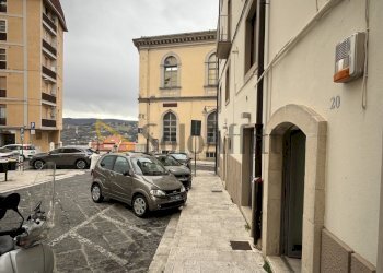 IMG_6637 2.JPG - Locale Commerciale Via Orazio Petruccelli 20, Potenza - foto 4