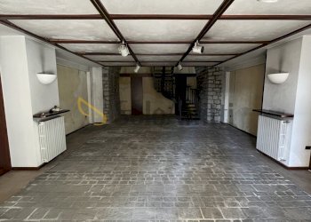 IMG_6936.JPG - Locale Commerciale Via Nicola Vaccaro, Potenza - foto 1