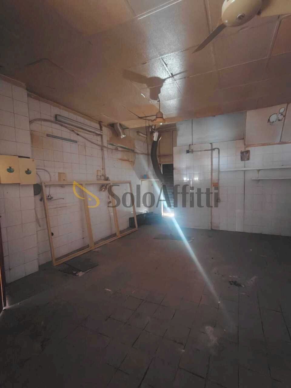 WhatsApp Image 2026-03-25 at 17.24.19 (1).jpeg - Commercial Premises Via Vittorio Emanuele Orlando 95, Catania - photo 3