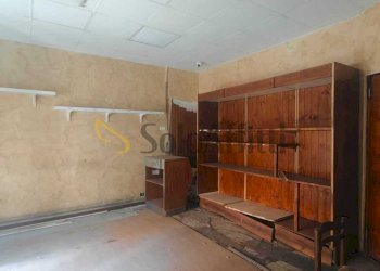 WhatsApp Image 2026-03-25 at 17.24.19 (2).jpeg - Commercial Premises Via Vittorio Emanuele Orlando 95, Catania - photo 1