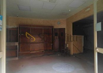 WhatsApp Image 2026-03-25 at 17.24.18.jpeg - Commercial Premises Via Vittorio Emanuele Orlando 95, Catania - photo 6