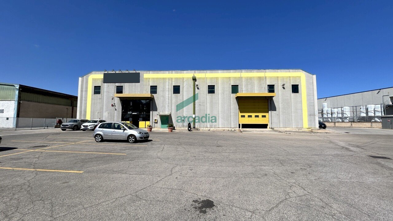 dettagli - Locale Commerciale Strada Provinciale Palese-modugno 12, Modugno - foto 1