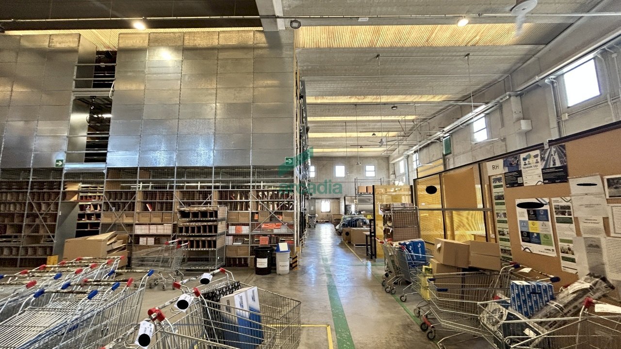 dettagli - Locale Commerciale Strada Provinciale Palese-modugno 12, Modugno - foto 2