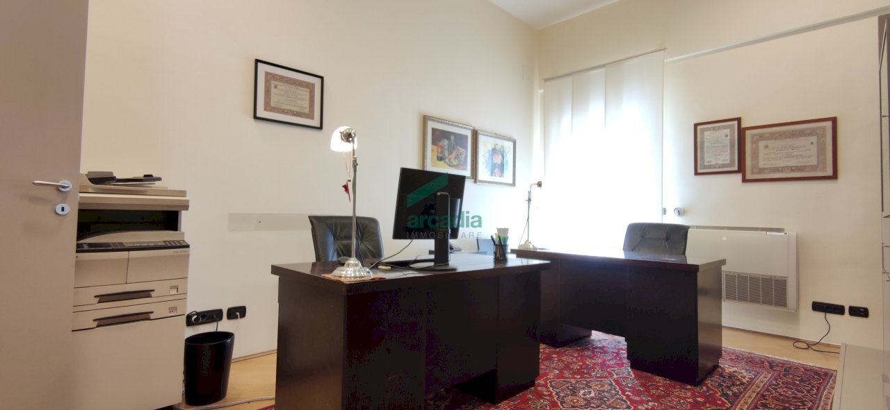 ufficio - Office Via Papa Giovanni Paolo I' 10/E, Bari - photo 3