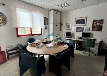 ufficio - Commercial Premises Strada Provinciale 231, Modugno - photo 14