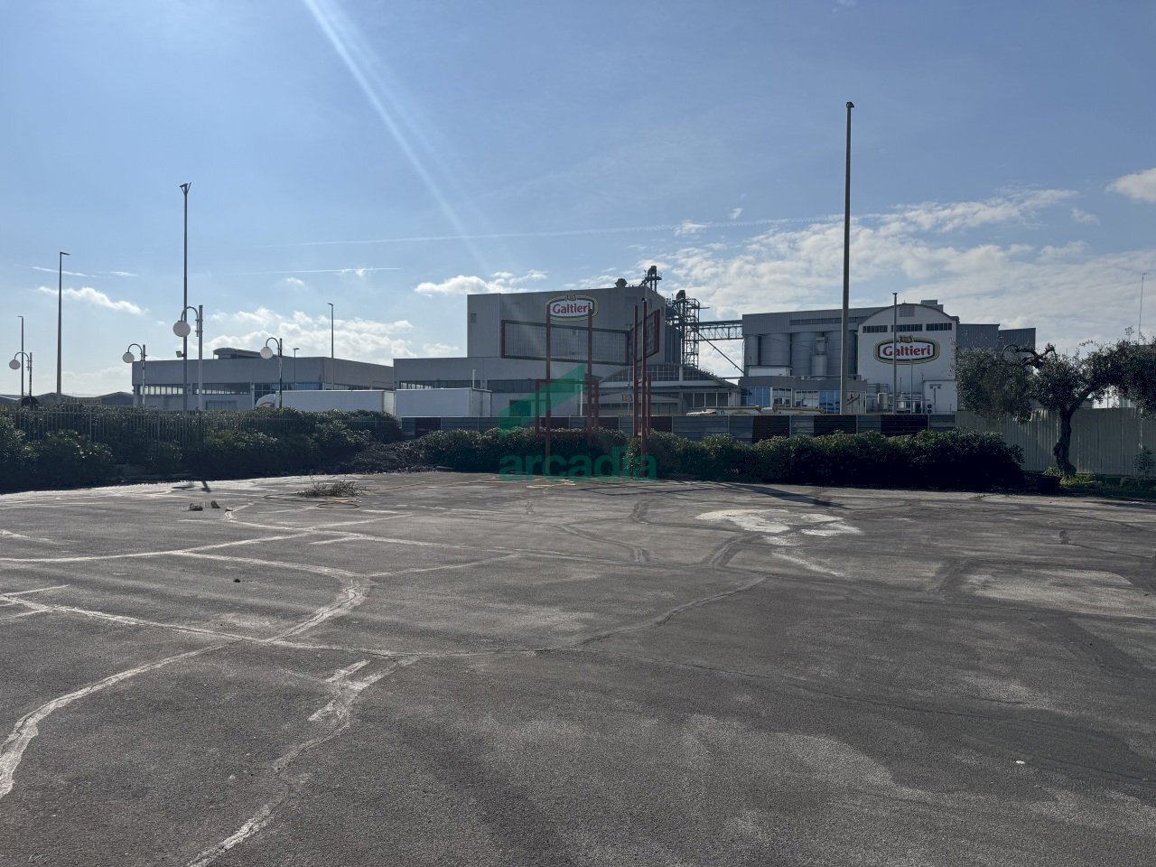 Vista piazzale - Commercial Premises S.P. 231 km 80, 660, Modugno - photo 3