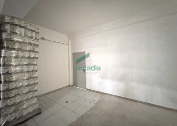 Vista area disimpegno - Commercial Premises S.P. 231 km 80, 660, Modugno - photo 4