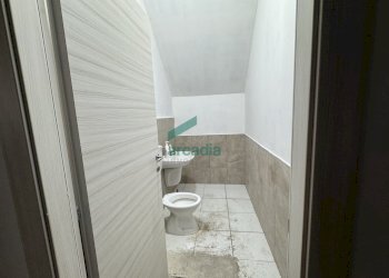 servizio capannone - Commercial Premises S.P. 231 km 80, 660, Modugno - photo 8