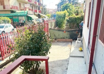 esterno - Locale Commerciale Mascalucia - foto 1