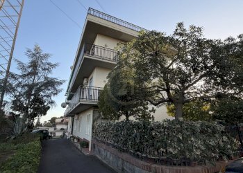 Prospetto esterno 1.jpeg - Quadrilocale Catania - foto 1