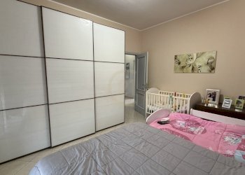 Camera da letto 2.jpeg - Quadrilocale Catania - foto 7