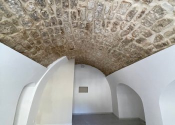 IMG_1542.jpg - Locale Commerciale Via Vincenzo Albanese, Modica - foto 2