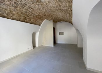 IMG_1544.jpg - Locale Commerciale Via Vincenzo Albanese, Modica - foto 3