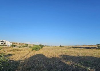 3.jpg - Terreno agricolo Via San Francesco D'Assisi 15, Modica - foto 3