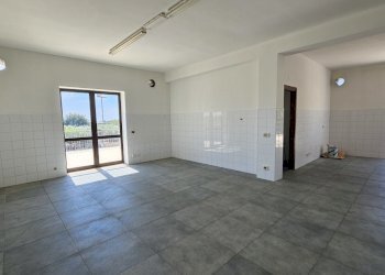 4.jpg - Locale Commerciale C.da Musebbi 51, Modica - foto 4