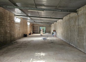 24.jpg - Magazzino Via Ferro di Cavallo 94/1, Scicli - foto 14