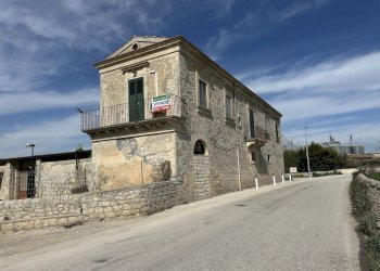 IMG_3813.jpg - Casale SP59 155, Modica - foto 1