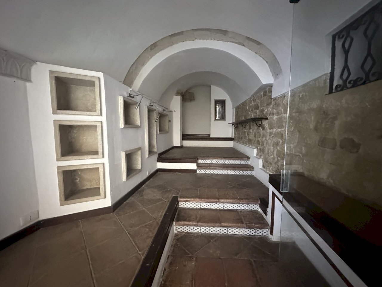 IMG_3706.jpg - Locale Commerciale CORSO UMBERTO I 181, Modica - foto 2