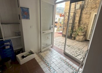 IMG_3728.jpg - Locale Commerciale CORSO UMBERTO I 181, Modica - foto 3