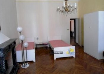 Copia di DSC01413.JPG - Trilocale Strada Garibaldi 45, Parma - foto 5