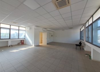 20250716_092939.jpg - Ufficio Via Mario Fantelli 12, Parma - foto 3