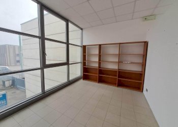 20260306_141941.jpg - Office Via Mario Fantelli 12, Parma - photo 14