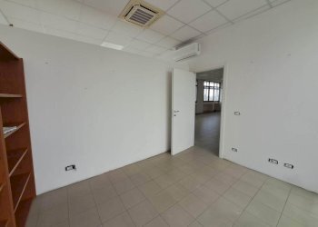 20260306_141956.jpg - Office Via Mario Fantelli 12, Parma - photo 15