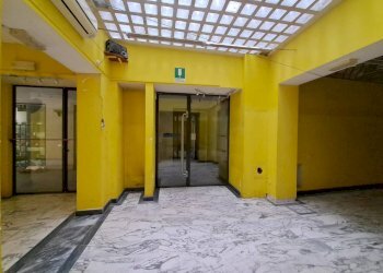 20250616_093129.jpg - Commercial Premises Via Carlo Goldoni 5, Parma - photo 11