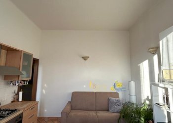 PHOTO-2024-12-02-15-22-16(3).jpg - Bilocale VIA CREMONA  1, Parma - foto 2