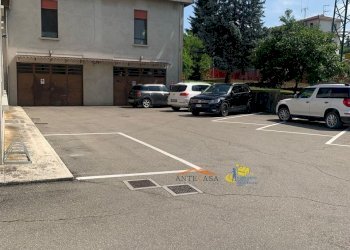 Commercial Premises Collecchio - photo 11